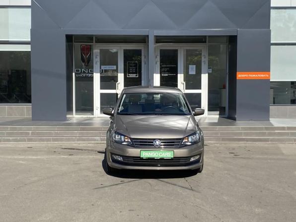 Volkswagen Polo V Рестайлинг с пробегом 2018 года, цена 1 265 000 рублей, 106000 км, седан, Автокод Объявления