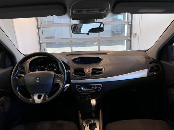 Renault Fluence I с пробегом 2011 года, цена 625 000 рублей, 267220 км, седан, Автокод Объявления