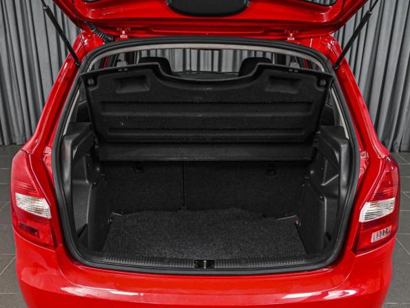 Skoda Fabia II Рестайлинг с пробегом 2013 года, цена 728 000 рублей, 114342 км, хэтчбек, Автокод Объявления