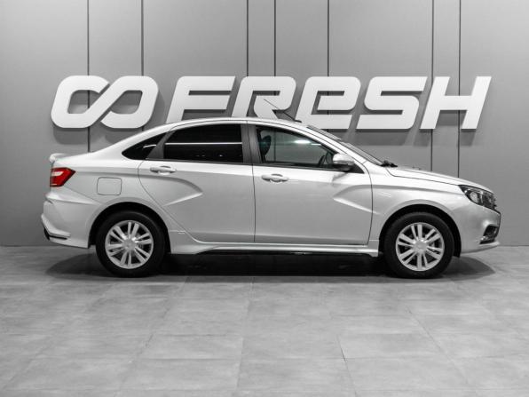 Lada (ВАЗ) Vesta I с пробегом 2017 года, цена 800 000 рублей, 117607 км, седан, Автокод Объявления