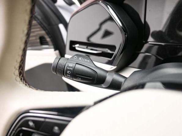 Geely Monjaro I с пробегом 2023 года, цена 3 549 000 рублей, 33358 км, внедорожник, Автокод Объявления
