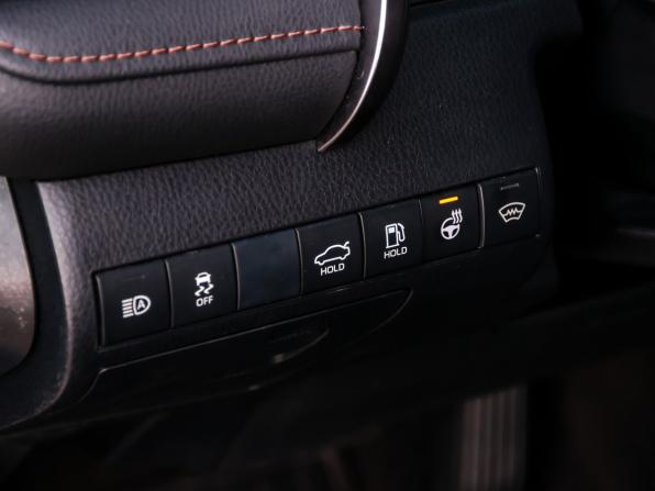 Toyota Camry VIII (XV70) с пробегом 2020 года, цена 2 470 000 рублей, 123562 км, седан, Автокод Объявления