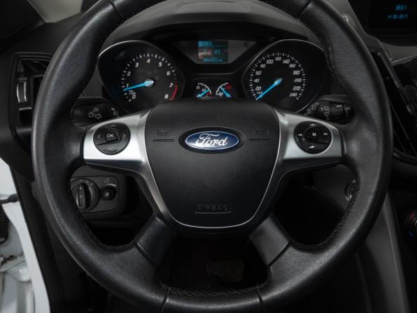 Ford Kuga II Рестайлинг с пробегом 2016 года, цена 1 598 000 рублей, 84413 км, внедорожник, Автокод Объявления