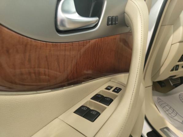 Infiniti QX70 с пробегом 2015 года, цена 1 779 000 рублей, 117498 км, внедорожник, Автокод Объявления