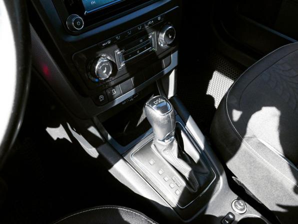 Skoda Yeti I Рестайлинг с пробегом 2017 года, цена 1 364 000 рублей, 144666 км, внедорожник, Автокод Объявления
