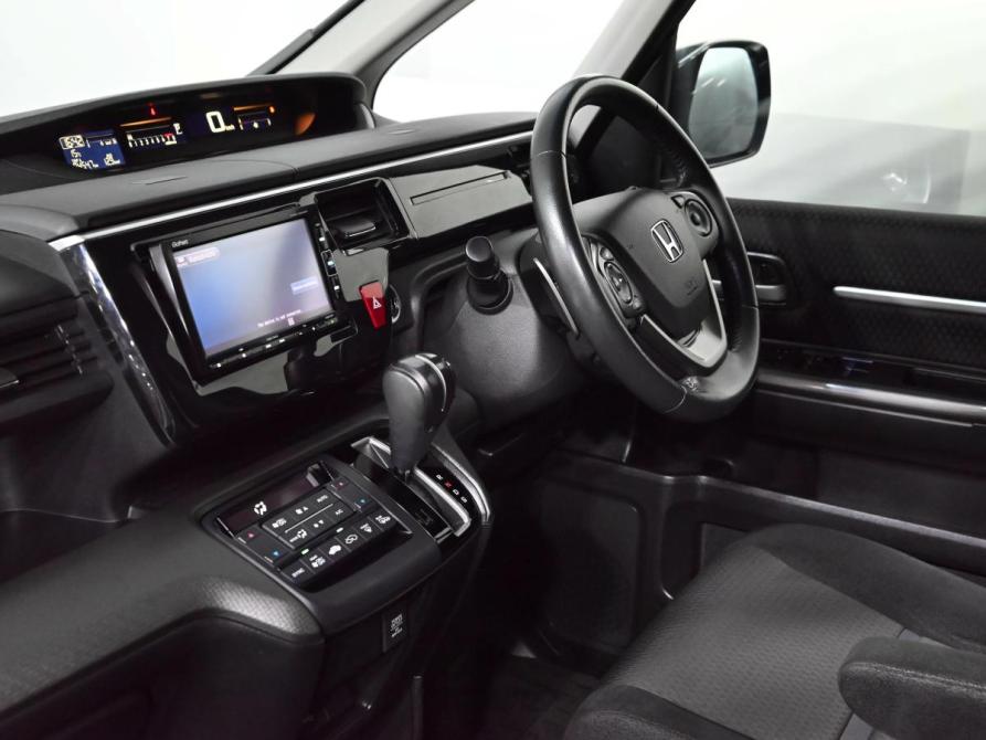 Honda Stepwgn V Рестайлинг Екатеринбург  - изображение 19