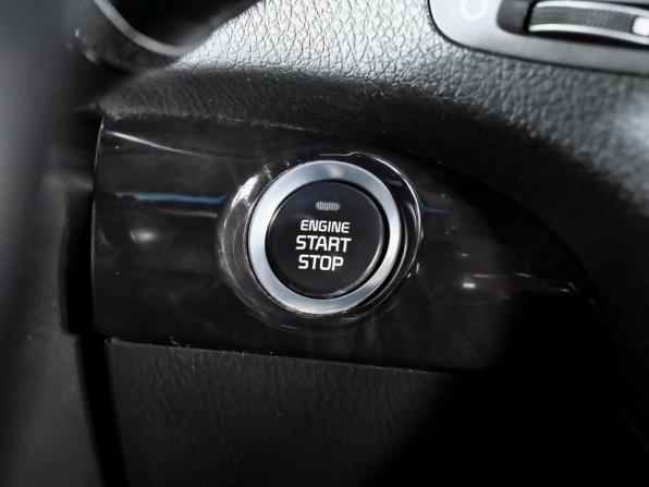 Kia Sorento II Рестайлинг с пробегом 2018 года, цена 2 250 000 рублей, 161927 км, внедорожник, Автокод Объявления