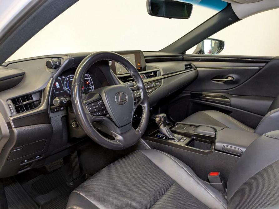 Lexus ES VII Москва  - изображение 16