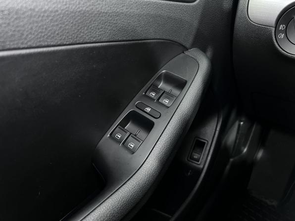 Volkswagen Jetta VI Рестайлинг с пробегом 2014 года, цена 1 335 000 рублей, 148030 км, седан, Автокод Объявления