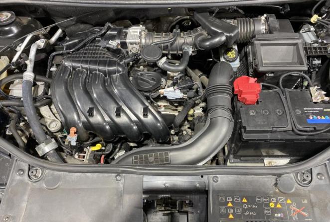 Renault Logan II с пробегом 2018 года, цена 950 000 рублей, 117568 км, седан, Автокод Объявления