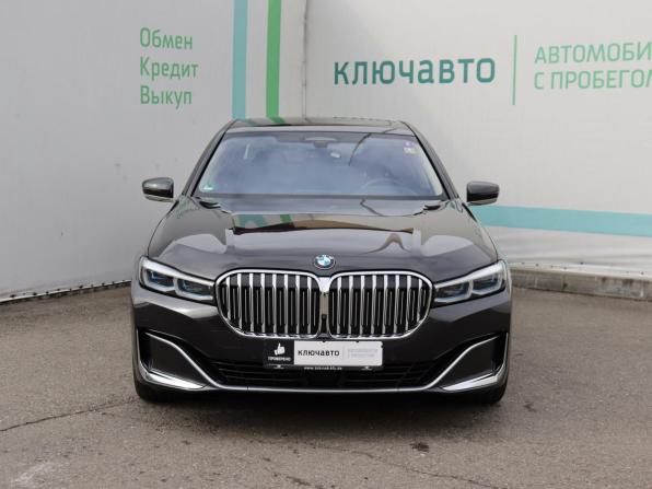 BMW 7 серии VI (G11/G12) Рестайлинг с пробегом 2019 года, цена 6 000 000 рублей, 93083 км, седан, Автокод Объявления