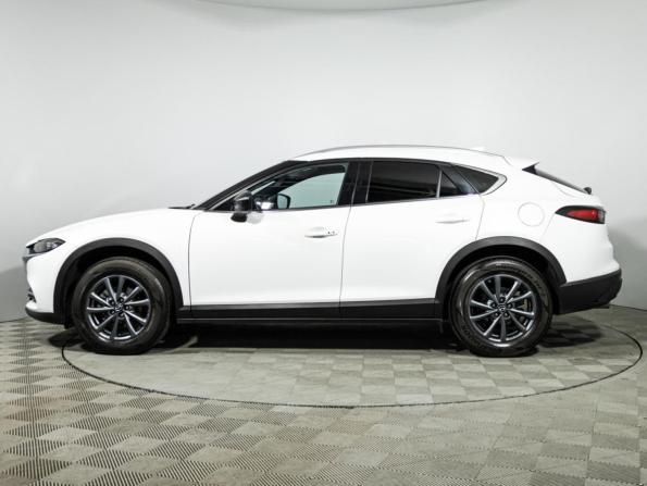 Mazda CX-4 I Рестайлинг с пробегом 2022 года, цена 2 885 000 рублей, 39980 км, внедорожник, Автокод Объявления