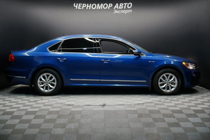 Volkswagen Passat (North America and China) I Рестайлинг с пробегом 2016 года, цена 1 765 000 рублей, 114000 км, седан, Автокод Объявления