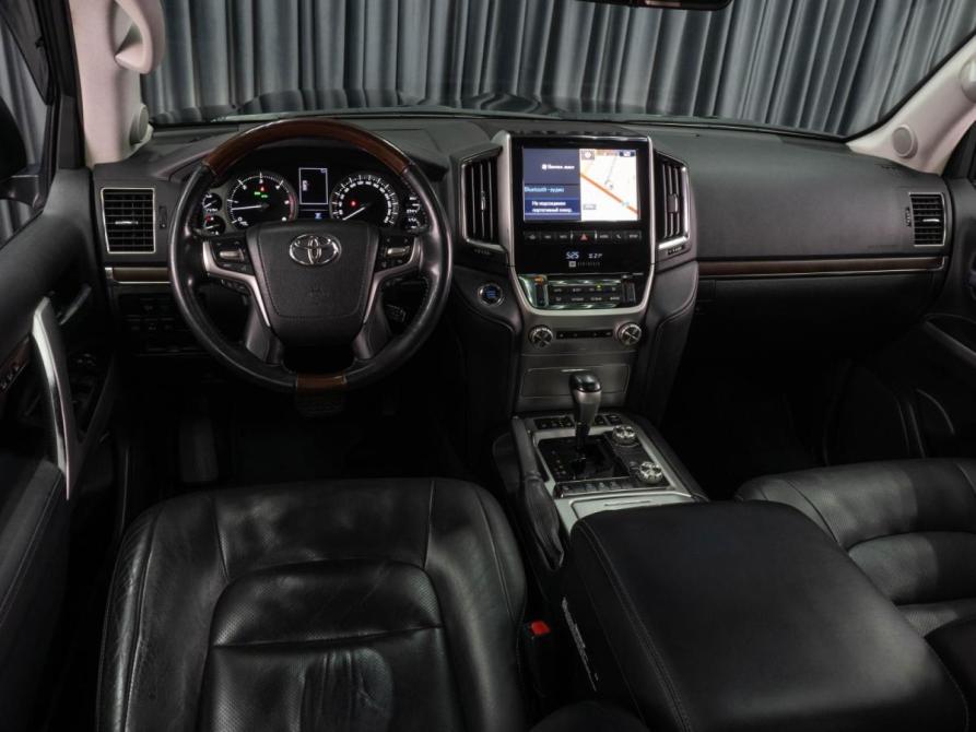 Toyota Land Cruiser 200 Series Рестайлинг 2 Тюмень  - изображение 6
