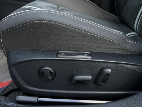 Volkswagen Golf VIII с пробегом 2020 года, цена 2 690 000 рублей, 91111 км, хэтчбек, Автокод Объявления
