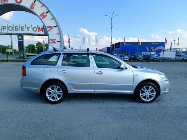 Skoda Octavia II (A5) Рестайлинг с пробегом 2012 года, цена 840 000 рублей, 282601 км, универсал, Автокод Объявления
