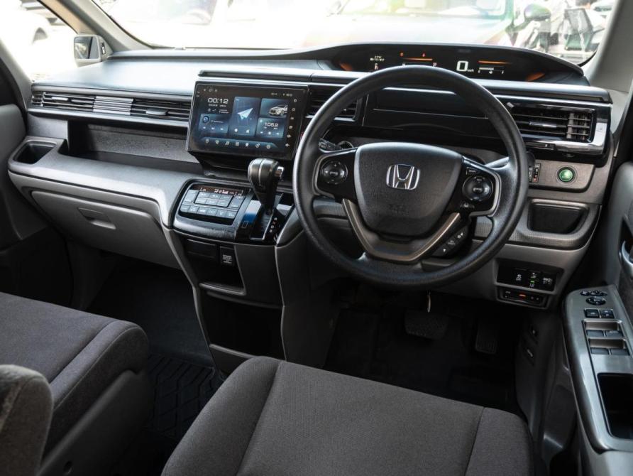 Honda Stepwgn V Краснодар  - изображение 6