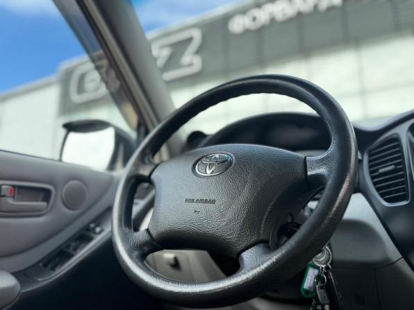 Toyota Highlander I (XU20) Рестайлинг с пробегом 2004 года, цена 1 099 000 рублей, 165672 км, внедорожник, Автокод Объявления