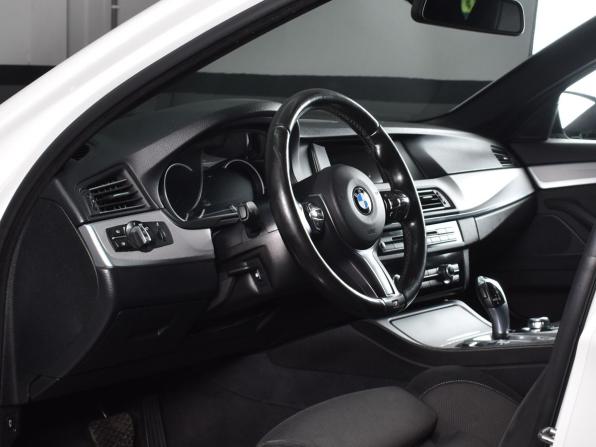 BMW 5 серии VI (F10/F11/F07) Рестайлинг с пробегом 2016 года, цена 2 449 995 рублей, 173691 км, седан, Автокод Объявления