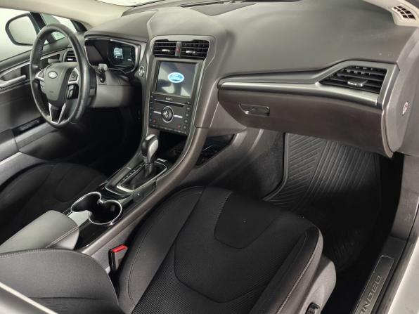 Ford Mondeo V с пробегом 2017 года, цена 1 548 000 рублей, 159757 км, седан, Автокод Объявления
