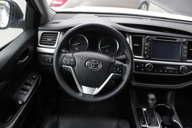 Toyota Highlander III (XU50) Рестайлинг с пробегом 2018 года, цена 4 590 000 рублей, 45534 км, внедорожник, Автокод Объявления
