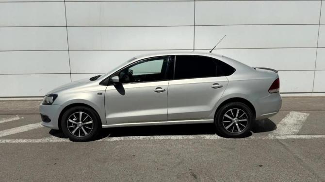 Volkswagen Polo V с пробегом 2012 года, цена 690 000 рублей, 195000 км, седан, Автокод Объявления