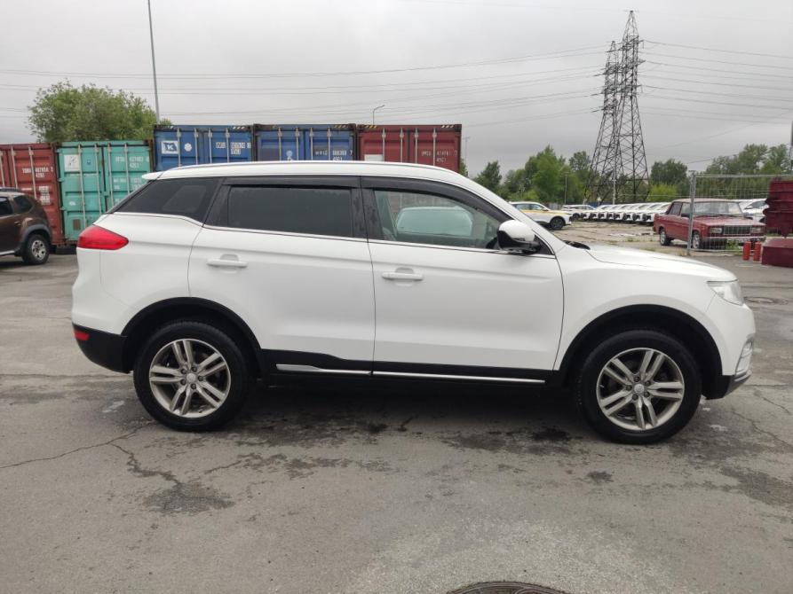 Geely Atlas I Санкт-Петербург  - изображение 4