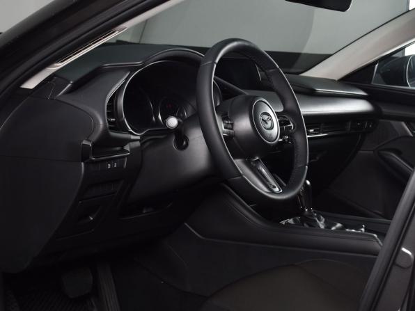 Mazda 3 IV (BP) с пробегом 2019 года, цена 1 799 999 рублей, 153411 км, седан, Автокод Объявления