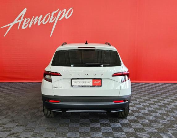 Skoda Karoq I с пробегом 2020 года, цена 1 990 000 рублей, 152700 км, внедорожник, Автокод Объявления