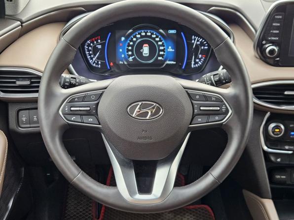 Hyundai Santa Fe IV с пробегом 2019 года, цена 2 960 000 рублей, 76000 км, внедорожник, Автокод Объявления