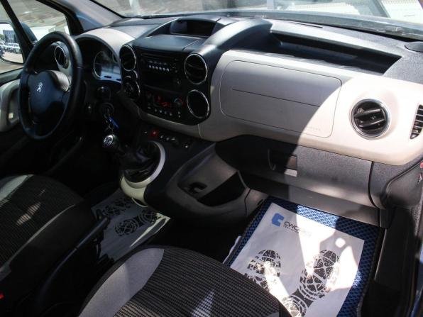 Peugeot Partner II Рестайлинг с пробегом 2012 года, цена 543 000 рублей, 265919 км, компактвэн, Автокод Объявления