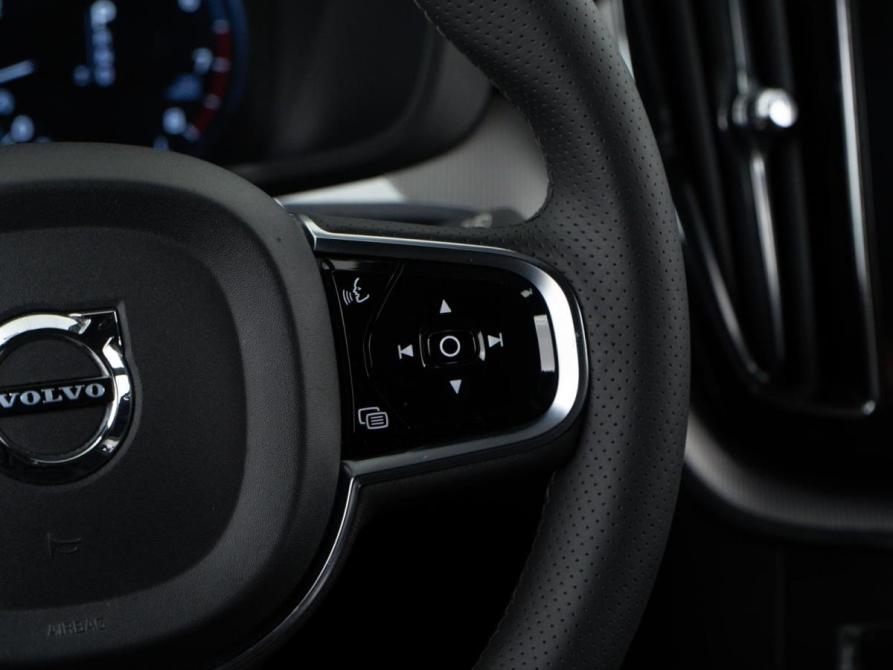 Volvo XC60 II Москва  - изображение 13