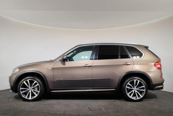 BMW X5 II (E70) Рестайлинг с пробегом 2010 года, цена 2 080 000 рублей, 234842 км, внедорожник, Автокод Объявления