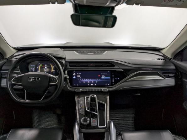 Geely Atlas Pro с пробегом 2021 года, цена 1 750 000 рублей, 95680 км, внедорожник, Автокод Объявления