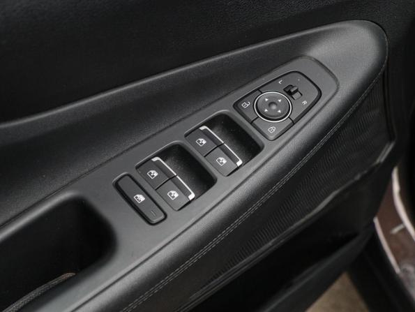 Hyundai Santa Fe IV Рестайлинг с пробегом 2021 года, цена 3 600 000 рублей, 47240 км, внедорожник, Автокод Объявления