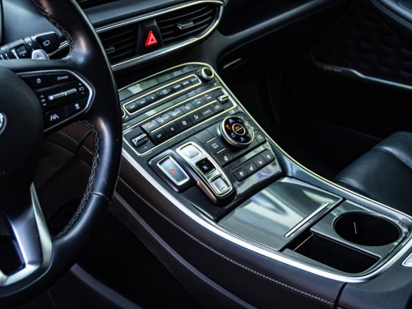 Hyundai Santa Fe IV Рестайлинг с пробегом 2022 года, цена 3 800 000 рублей, 40321 км, внедорожник, Автокод Объявления