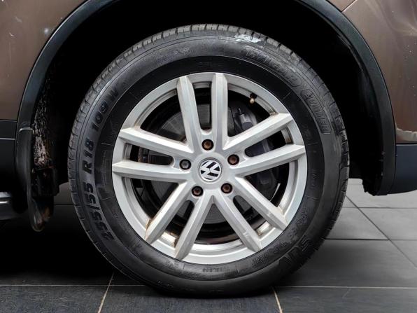 Volkswagen Touareg II с пробегом 2012 года, цена 1 530 000 рублей, 304830 км, внедорожник, Автокод Объявления