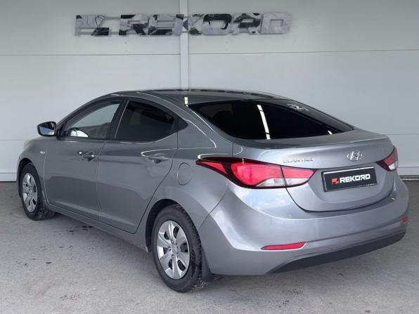 Hyundai Elantra V (MD) Рестайлинг с пробегом 2015 года, цена 1 379 000 рублей, 149605 км, седан, Автокод Объявления