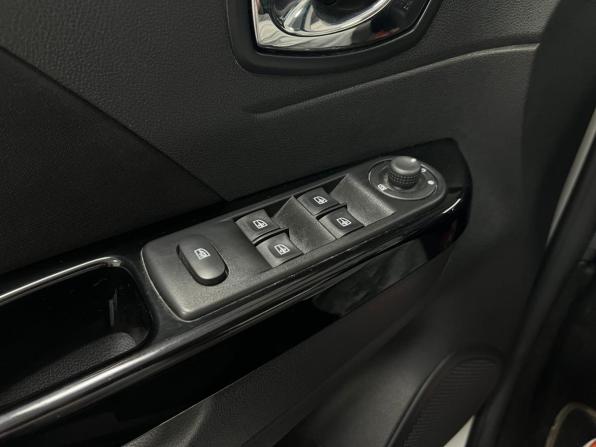 Renault Kaptur I с пробегом 2016 года, цена 1 270 000 рублей, 207352 км, внедорожник, Автокод Объявления