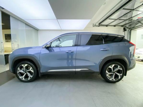 Geely Atlas II с пробегом 2023 года, цена 2 500 000 рублей, 65846 км, внедорожник, Автокод Объявления
