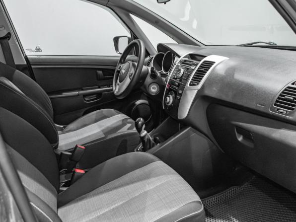 Kia Venga I с пробегом 2012 года, цена 695 000 рублей, 229890 км, минивэн, Автокод Объявления