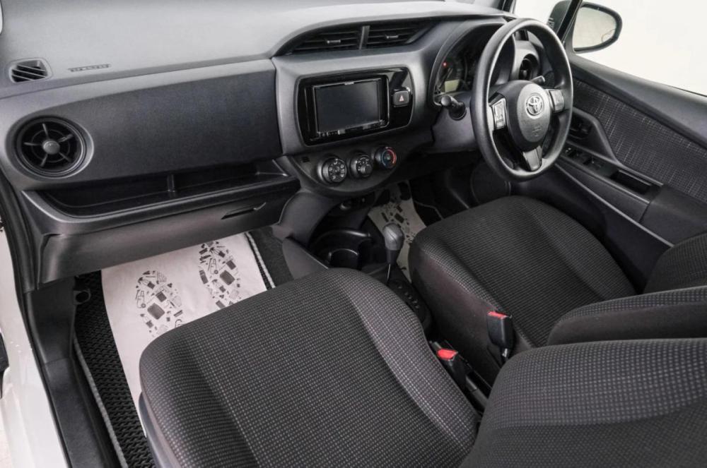 Toyota Vitz III (XP130) Рестайлинг 2 Красноярск  - изображение 13