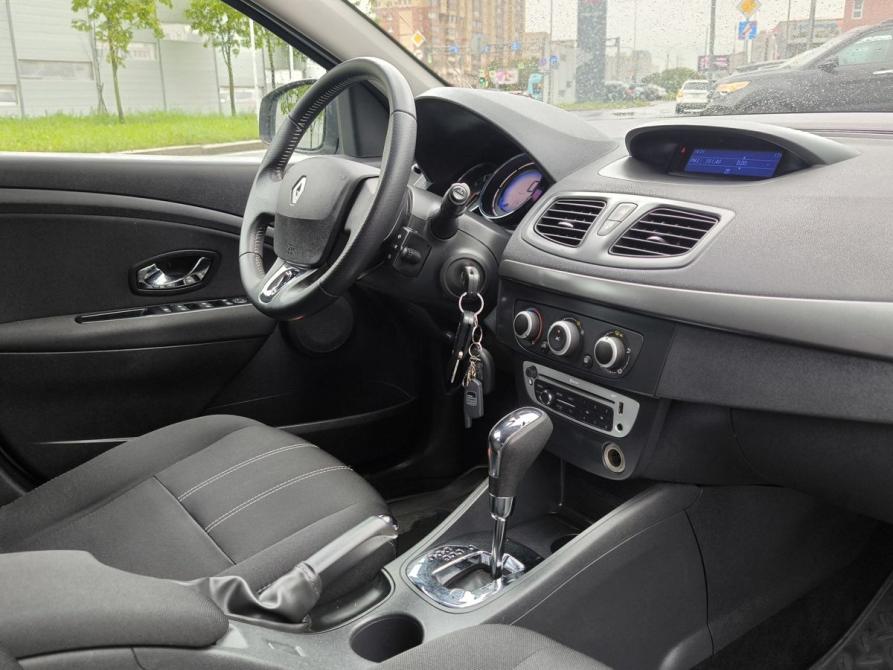Renault Megane III Рестайлинг Санкт-Петербург  - изображение 10