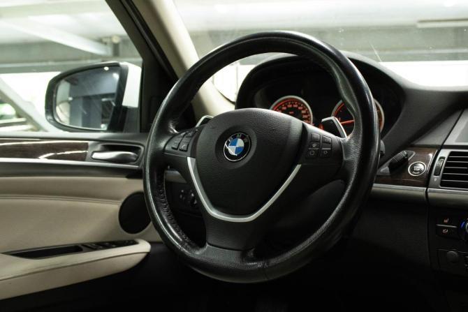 BMW X6 I (E71) с пробегом 2011 года, цена 2 719 000 рублей, 118044 км, внедорожник, Автокод Объявления