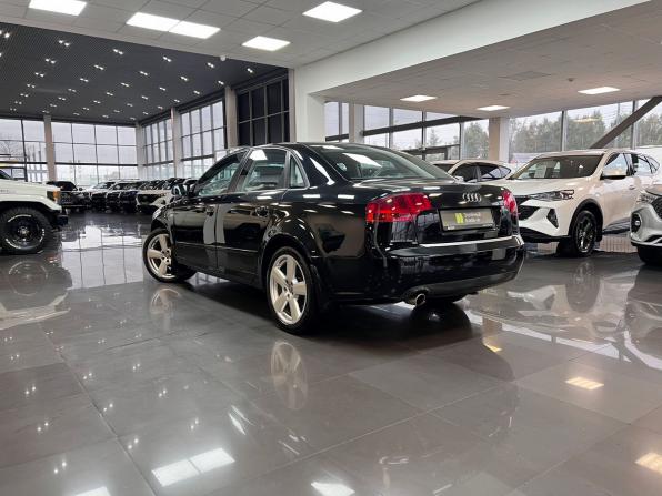 Audi A4 III (B7) с пробегом 2005 года, цена 735 000 рублей, 202826 км, седан, Автокод Объявления