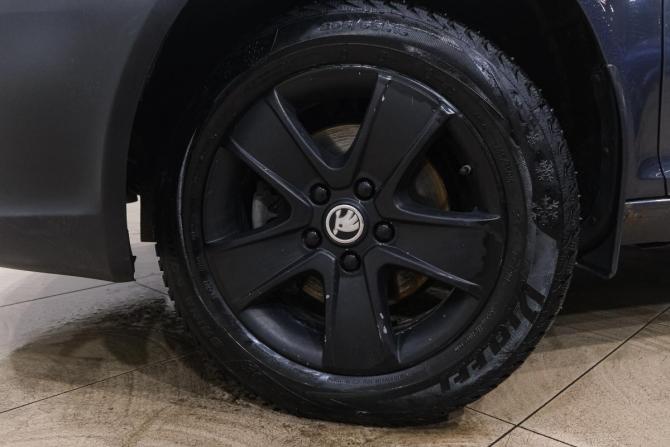 Skoda Octavia II (A5) Рестайлинг с пробегом 2012 года, цена 499 000 рублей, 370000 км, лифтбек, Автокод Объявления