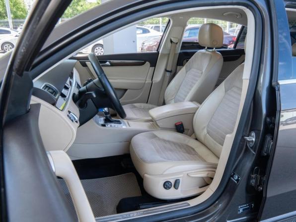 Volkswagen Passat B7 с пробегом 2012 года, цена 950 000 рублей, 282585 км, седан, Автокод Объявления