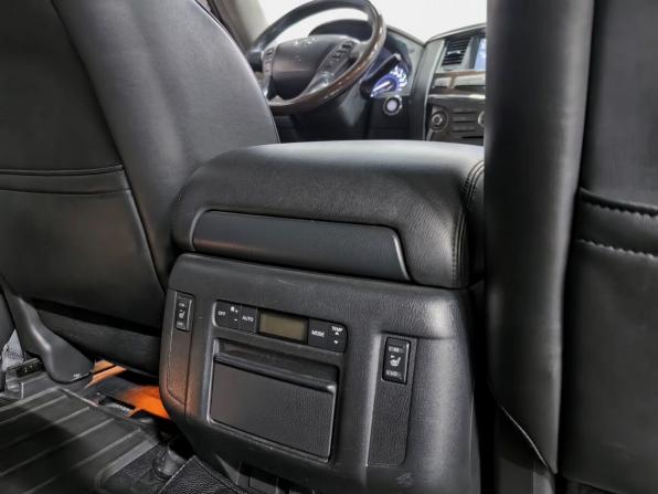 Infiniti QX56 II с пробегом 2010 года, цена 2 150 000 рублей, 210230 км, внедорожник, Автокод Объявления