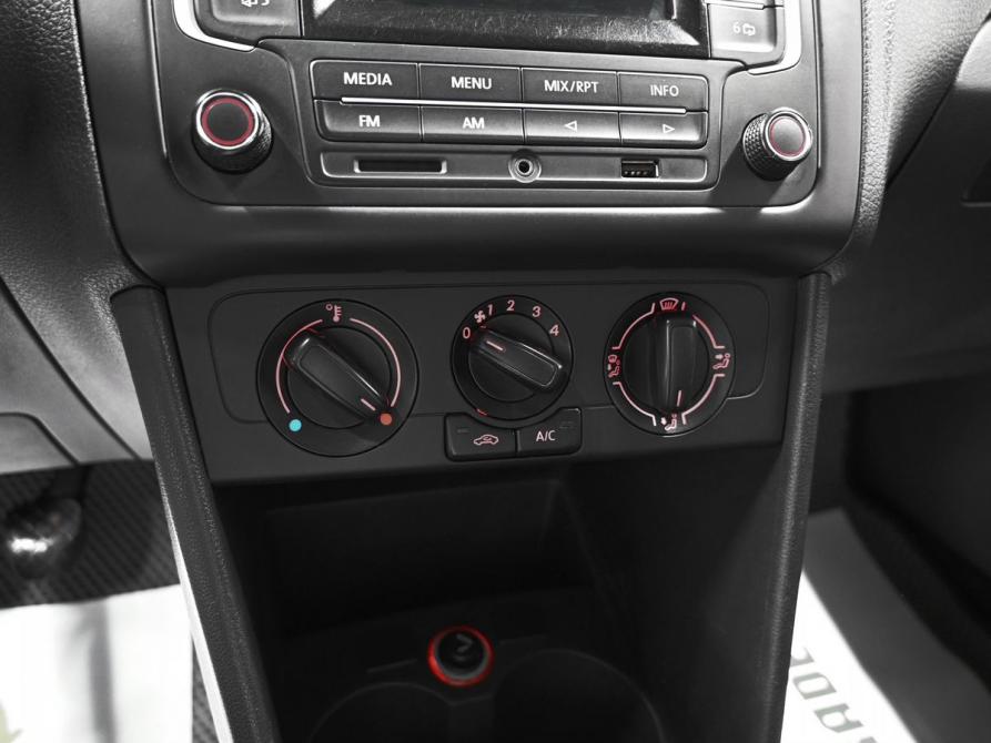 Volkswagen Polo V Рестайлинг Тверь  - изображение 16
