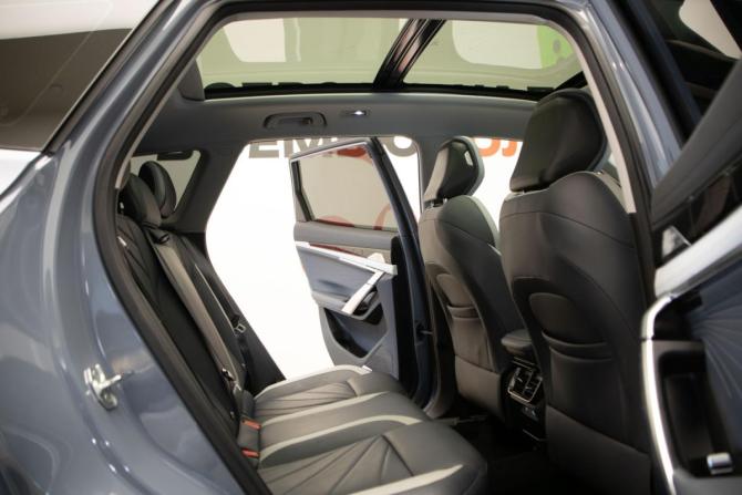 Geely Atlas II с пробегом 2024 года, цена 2 975 000 рублей, 33000 км, внедорожник, Автокод Объявления